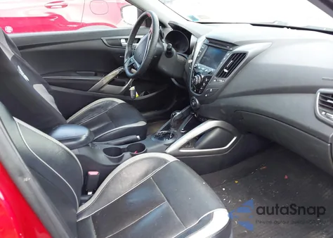 2013 Hyundai Veloster Turbo W/Black z USA, uszkodzony, nr VIN KMHTC6AE3DU126784